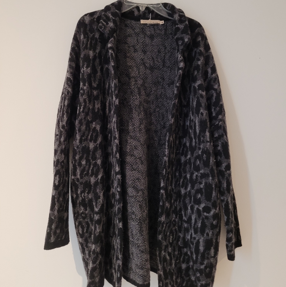 Nuetral cheetah cardigan